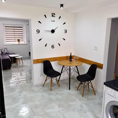Apartament Przy Rondzie Kłodzko Esterno foto